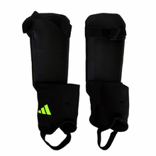 Load image into Gallery viewer, adidas Predator Match Shin Guards