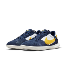Load image into Gallery viewer, Nike Streetgato Indoor Shoes