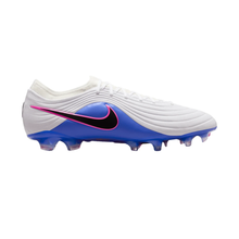Load image into Gallery viewer, Nike Tiempo Maestro Elite FG Cleats