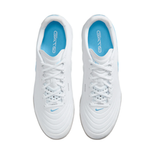 Load image into Gallery viewer, Nike Tiempo Reactgato Indoor Shoes