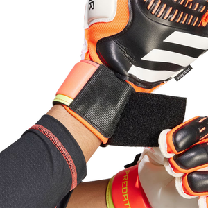 adidas Predator Match Fingersave Goalkeeper Gloves