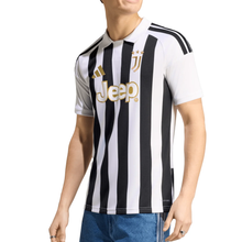 Load image into Gallery viewer, adidas Juventus Home Jersey 2026/27
