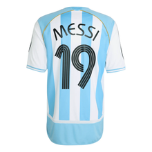 Load image into Gallery viewer, adidas Argentina Messi Home Jersey 2006
