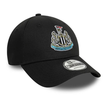 Load image into Gallery viewer, Newcastle Club Crest Hat
