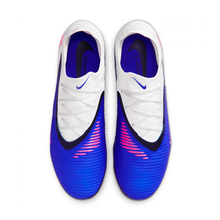Load image into Gallery viewer, Nike Phantom 6 Low Pro FG Cleats
