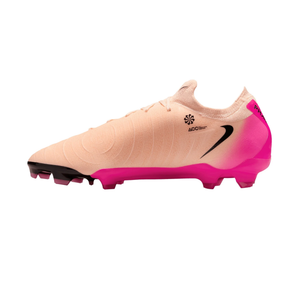 Nike Phantom GX 2 Pro FG Cleats