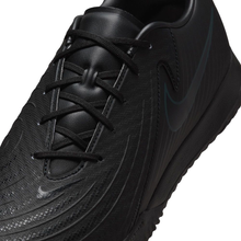 Load image into Gallery viewer, Nike Phantom GX 2 Academy Indoor Shoes
