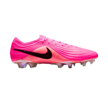 Load image into Gallery viewer, Nike Tiempo Maestro Elite FG Cleats
