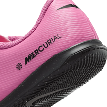 Load image into Gallery viewer, Nike Mercurial Vapor 16 Club Kids Velcro Indoor Shoes
