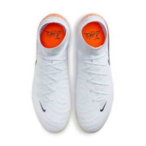 Nike Phantom Luna 2 Elite FG Cleats