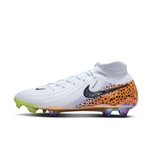Load image into Gallery viewer, Nike Phantom Luna 2 Elite FG Cleats
