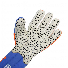 Load image into Gallery viewer, Puma Future Ultimate Negative Cut Goalkeeper Gloves
