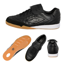 Load image into Gallery viewer, Umbro Speciali Pro Indoor Shoes
