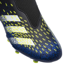 Load image into Gallery viewer, adidas Junior Predator Freak .3 Laceless FG
