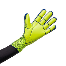 Load image into Gallery viewer, adidas Predator Pro Goalkeeper Gloves
